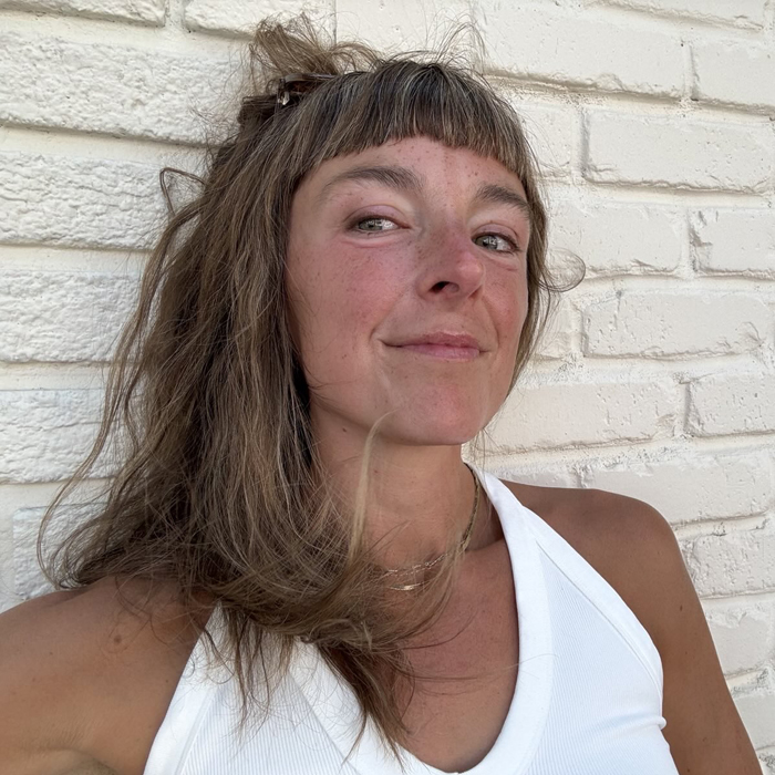 Dr. Stephanie Wakefield